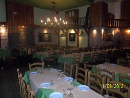 Μουσικό Μεζεδοπωλείο